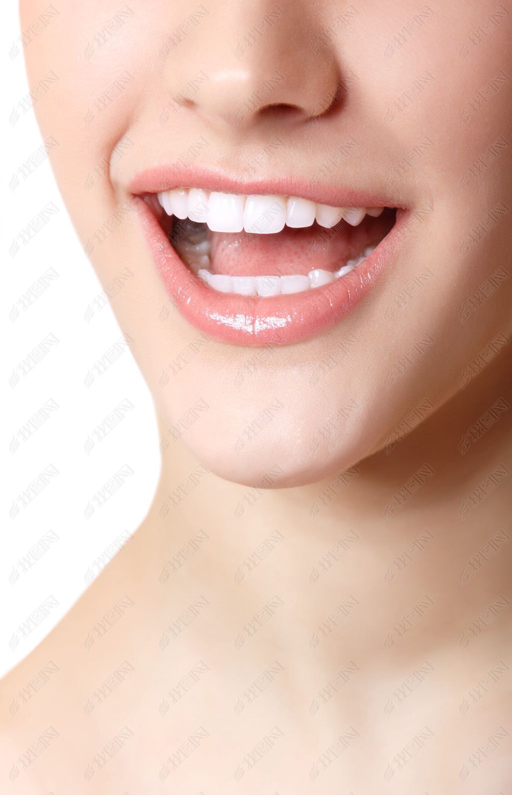 原创完美的笑容的漂亮的女人和大健康洁白的牙齿版权可商用