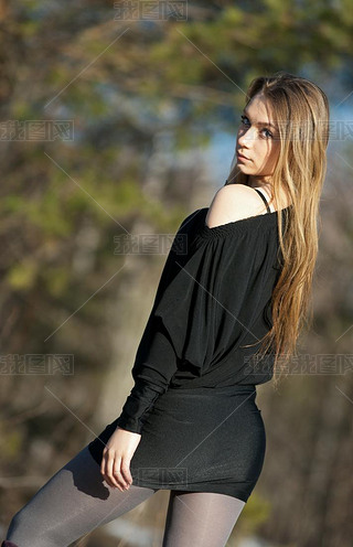 @Ů옷ŮˣһƬ