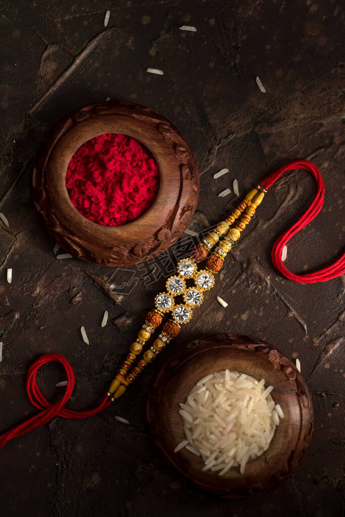 Raksha BandhanŵRakhi  Rice GrainsKumkum  ӡȴͳֵܽü䰮.