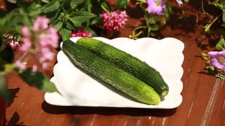 Nʳ