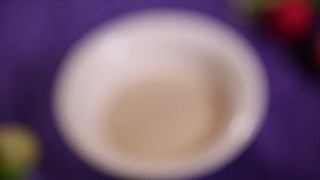 ۾