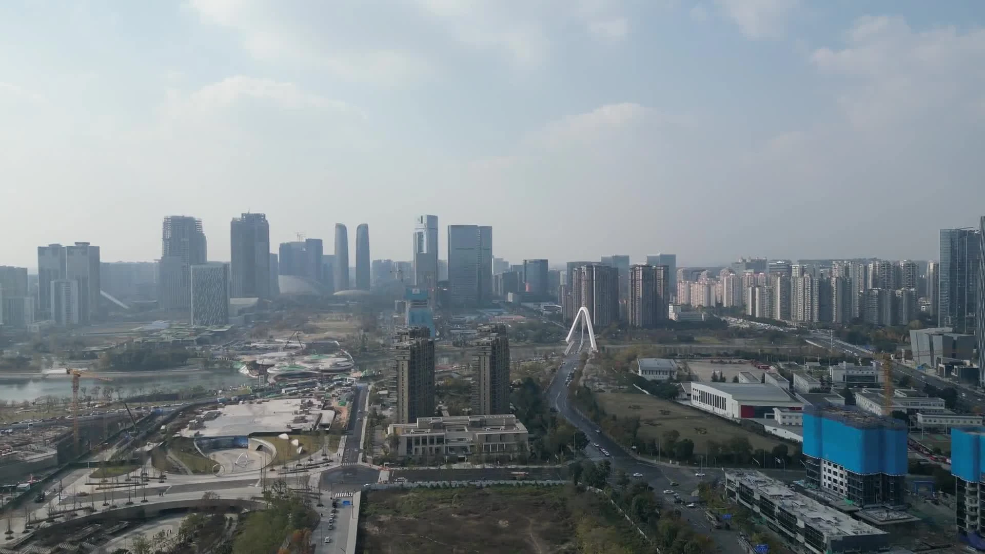 츮ؘ
