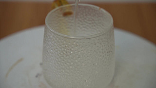 ˮ
