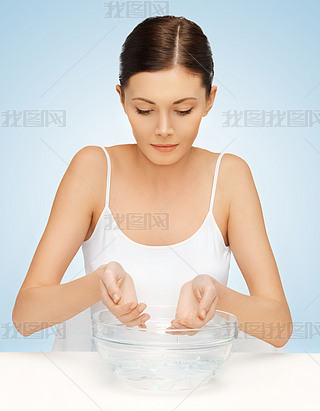 ŮϴĘƬ