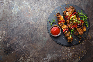 콡ʽڽ呟r⴮[𽷿⴮