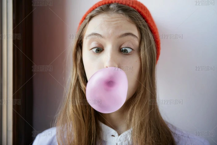 Ů