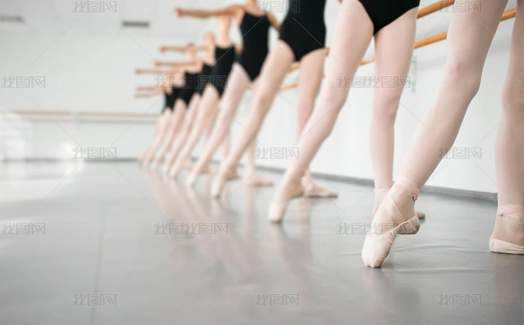 ŵ