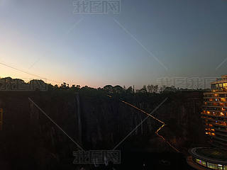 ҹ