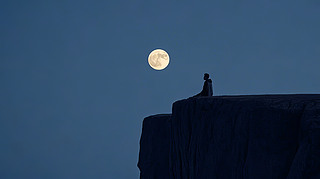¹ª(d)Ӱҹ⾳(chung)zӰˇg(sh)