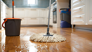 ڏ(qing)ذʹϰѺˮͰM(jn)иЧ坍g(sh)