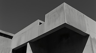 ֘