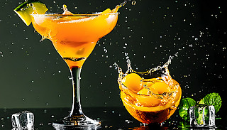 MğᎧâuβTripleSec