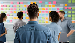 cͬڲMNİװǰM(jn)Ѕf(xi)^XL(fng)(hu)