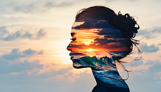 ˺Ϧ(yng)ļӰͨ^(gu)pع⹴ճһ(g)Ů˃(ni)