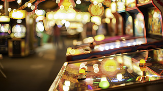 ԭ(chung)ِL(fng)ΑCdΑɰaزĈDƬ