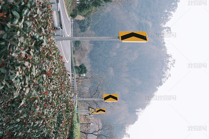 ־zӰD