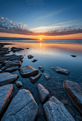 ߅Č?k)o֮ɫϦ(yng)µĽʯ