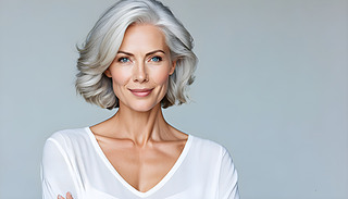 ݹ⟨l(f)YŮڬF(xin)ɫR^