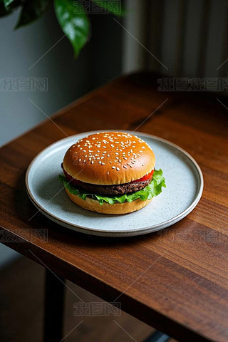 ţ