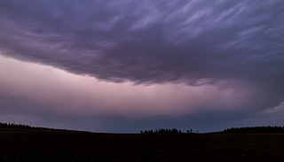 ɫL(fng)[F(xin)h(yun)̎ƽϘ