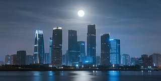 ﹝(ji)ҹӰF(xin)̄(w)