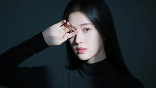 r(sh)ŮФģظ߼(j)o(h)wƷV汳