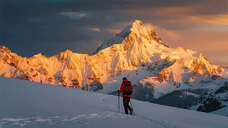 ܊(ji)ɽ(zhn)ѩɽI(y)Ļ־