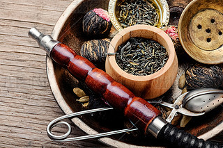 y(tng)t(y)ˎֲˎβˎƷ