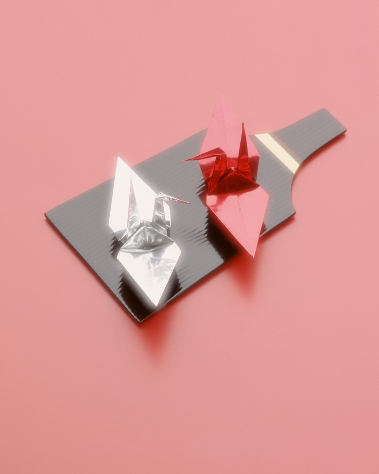 纸飞机原创 true