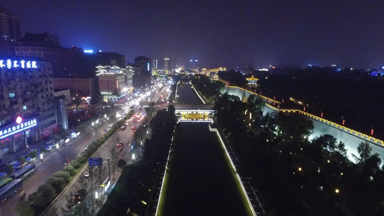 中国gdp城市夜景怎么制作_中国五大旅游城市,风景秀丽,去了就不想离开(2)