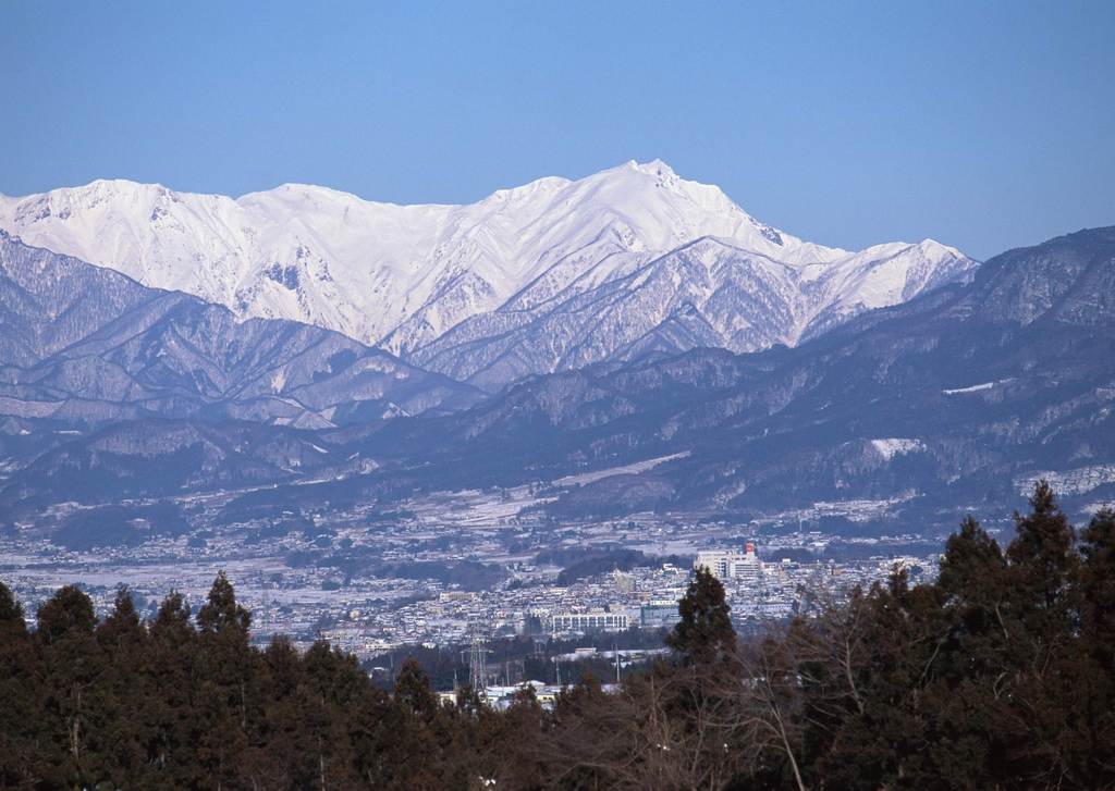 河山人口_祖国大好河山图片