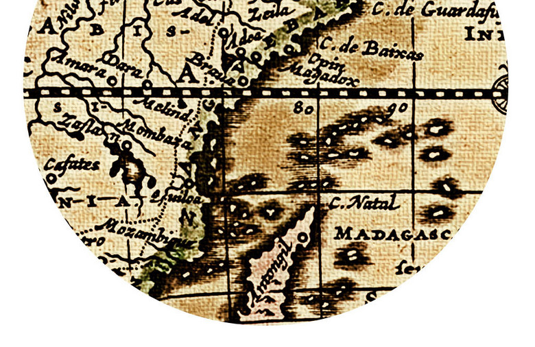 欧式复古世界地图沙发背景墙(图片编号:16342