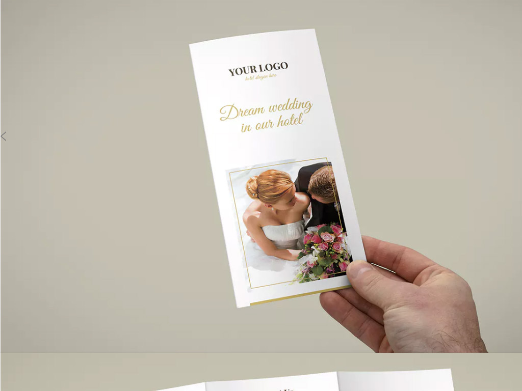 高端酒饮服务行业酒店宣传单设计模板