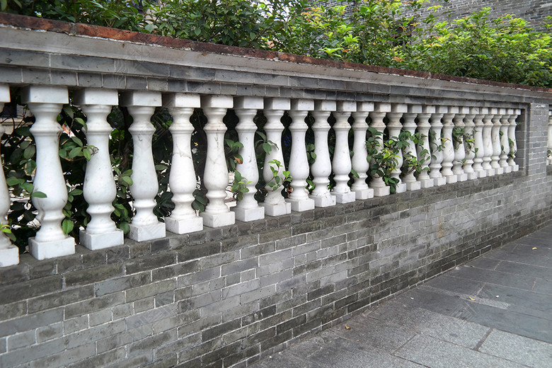 广东新会石戏台白砂岩花瓶柱栏杆图片下载素材