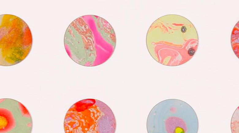 创意小清新红色波点圆形圆点抽象装饰画(图片