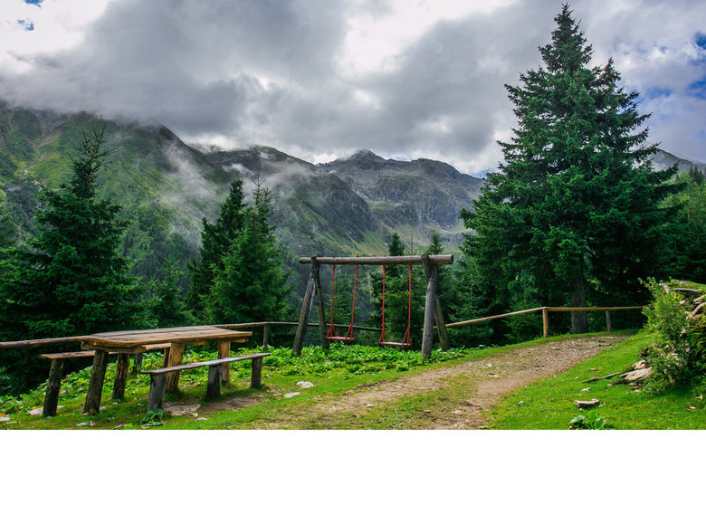 北欧国家公园秋千乌云(图片编号:16993289)_欧