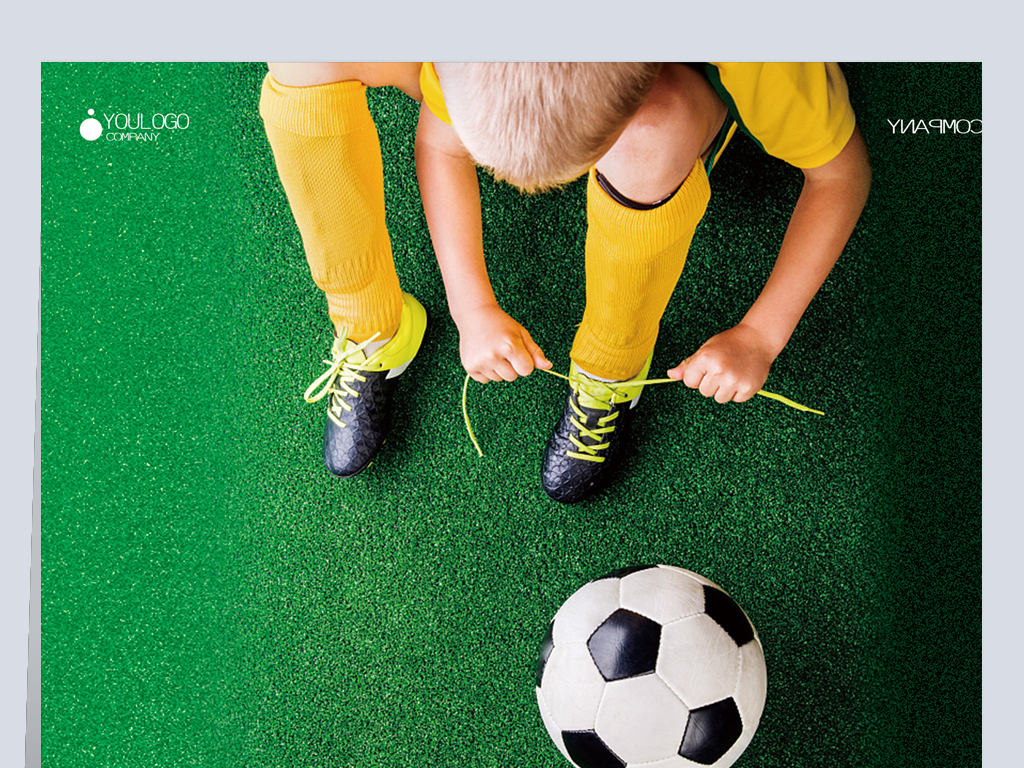 足球训练营海报足球培训班招生宣传足球海报