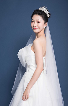 女婚纱单照_婚纱头像女(2)