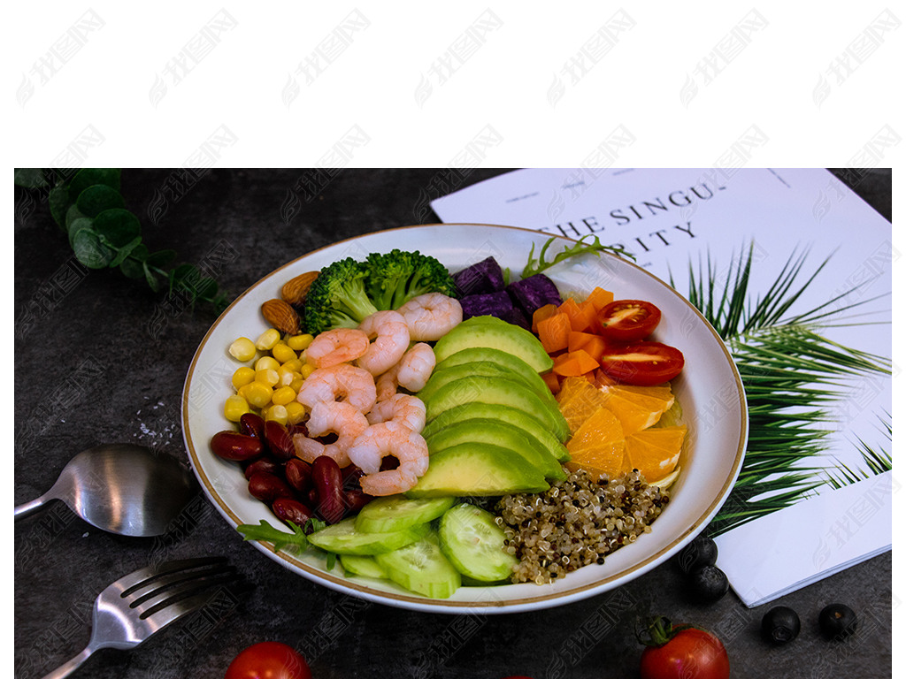 原创虾仁轻食沙拉水果美食蔬菜蛋白质减肥餐减肥食谱版权可商用