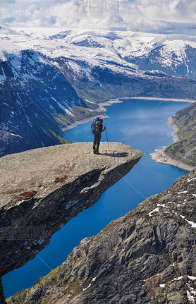  trolltungaŲͽ