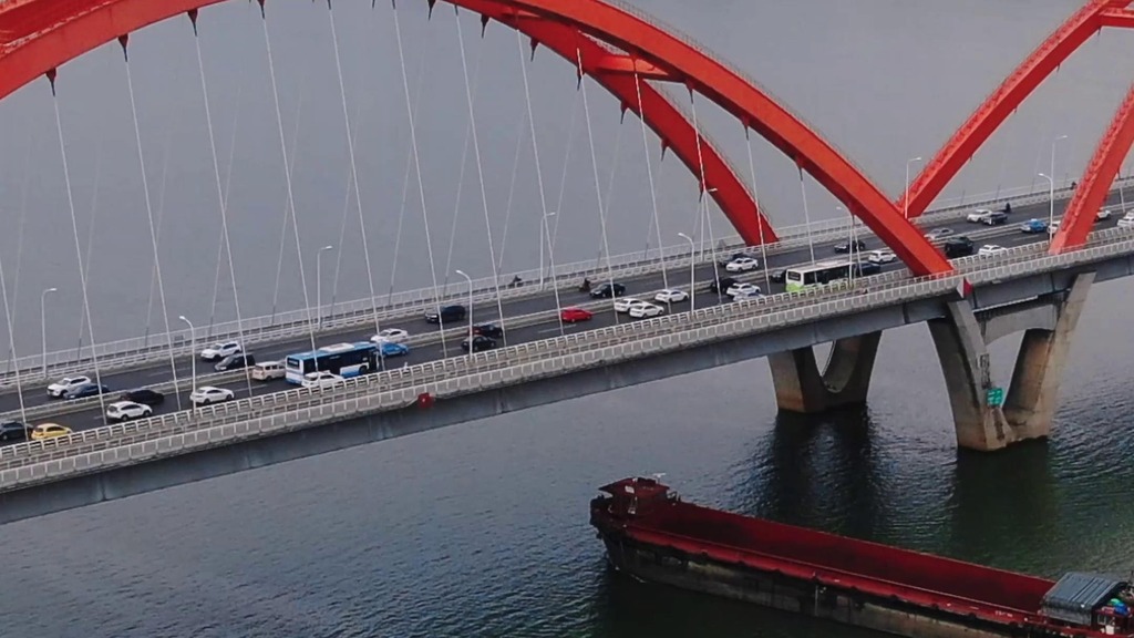航拍湖南长沙福元路湘江大桥