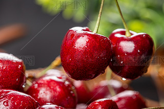 ܇?yn)?>
                                                                    </a>
                                <div   id=