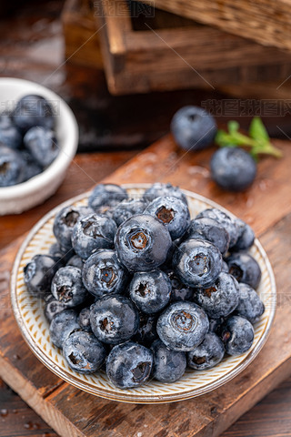 {ݮ