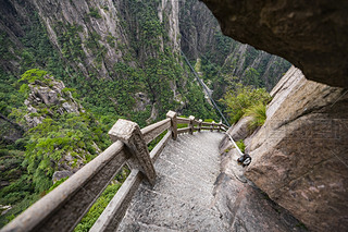 SɽȻL(fng)^(q)ɽgͨ