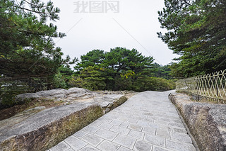 SɽȻL(fng)^(q)ɽgͨ