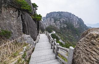 SɽȻL(fng)^(q)ɽgͨ