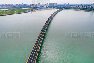 |ʡ\̫ͅ^(q)ɳ˹u纣