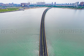 |ʡ\̫ͅ^(q)ɳ˹u纣