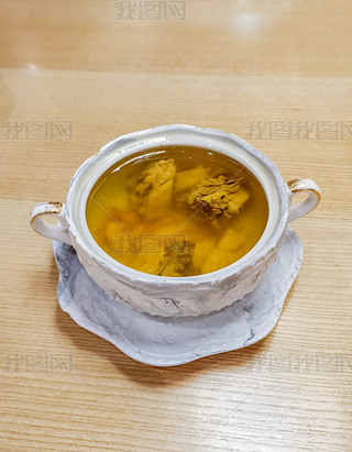 uʳ