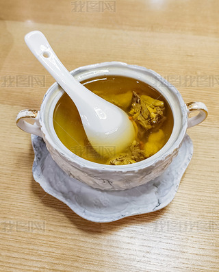 uʳ